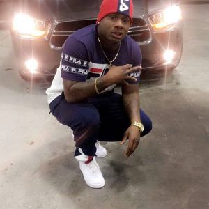 Meet your Posher, Chanel